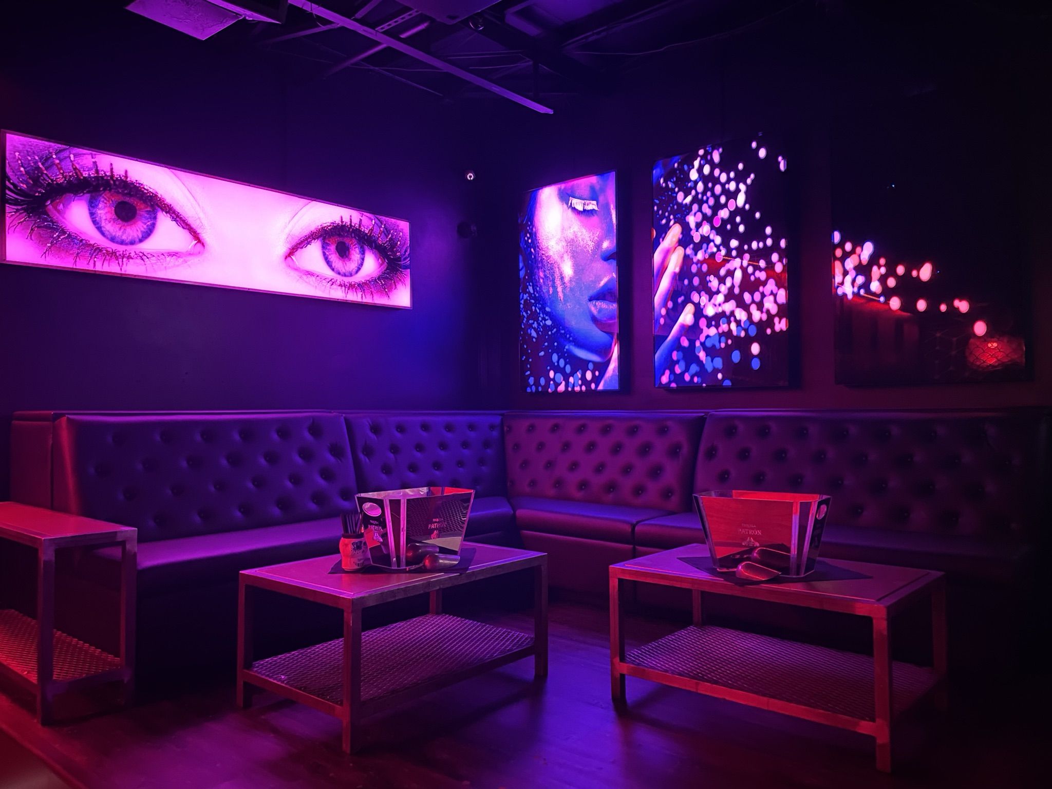 MODULAR LINEAR couch in nightclub